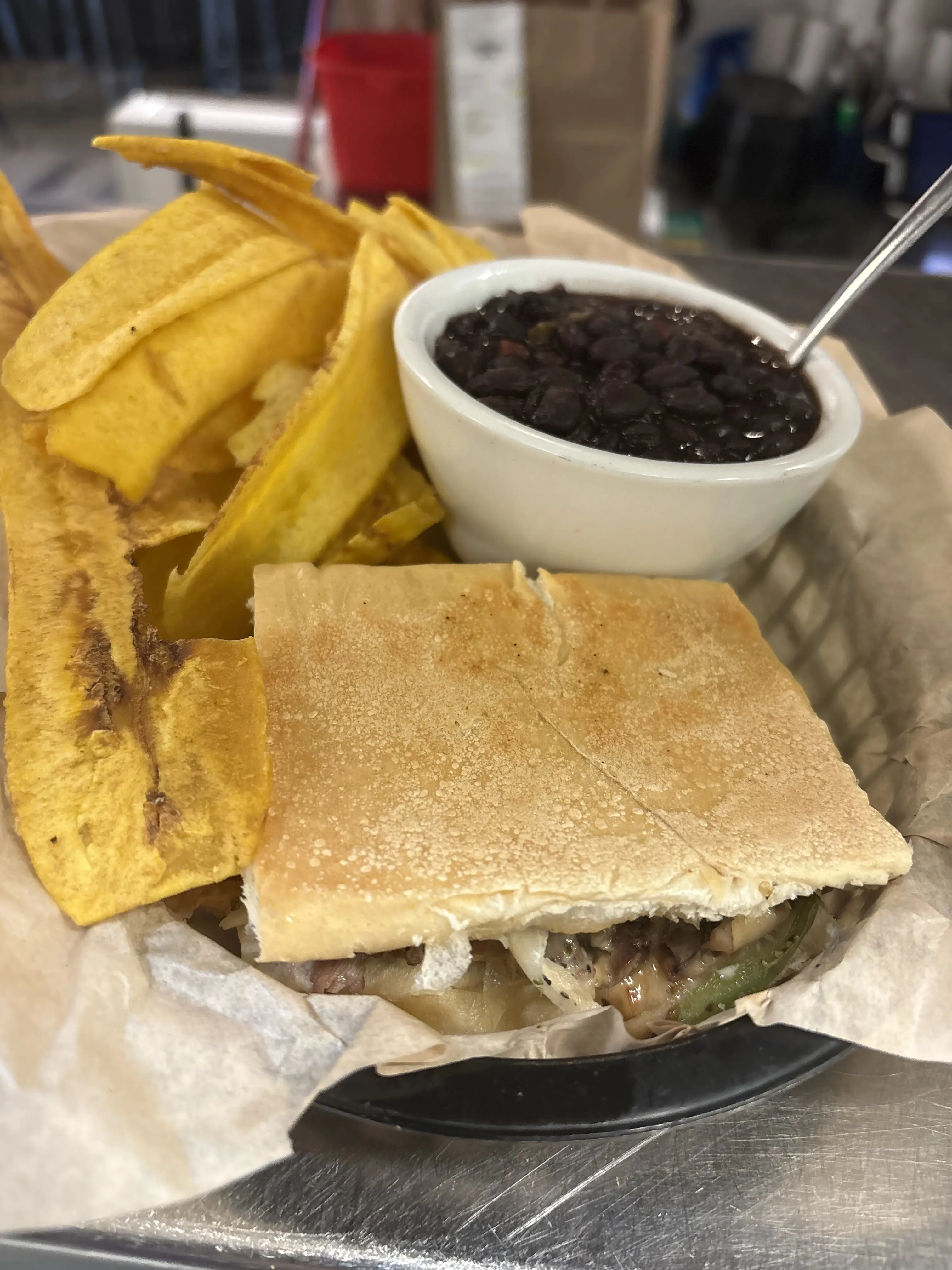 combo sandwich & 2 sides